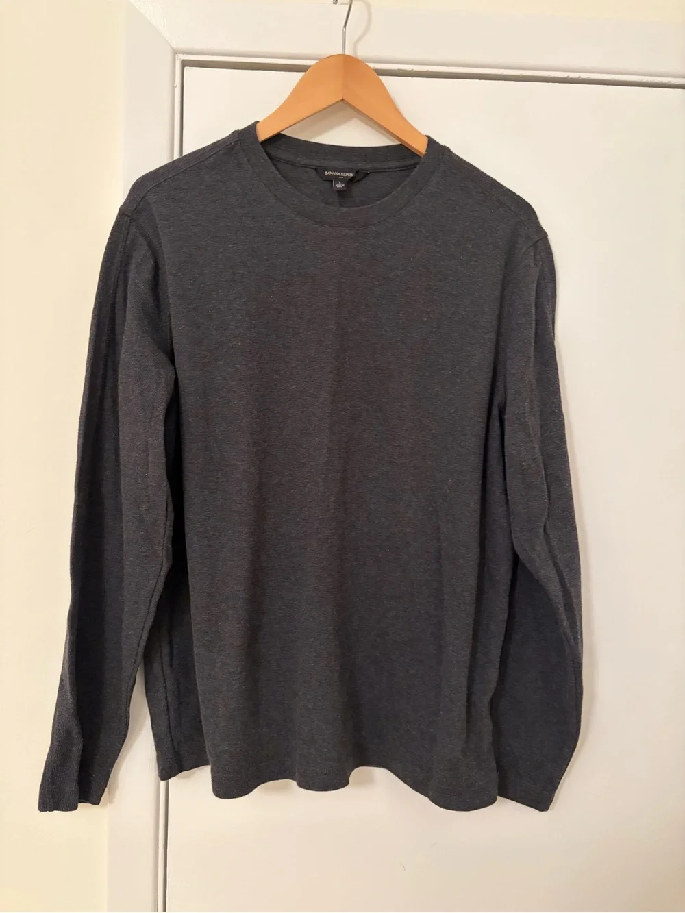 Banana Republic Men's Long Sleeve Crewneck Tee - Dark Charcoal